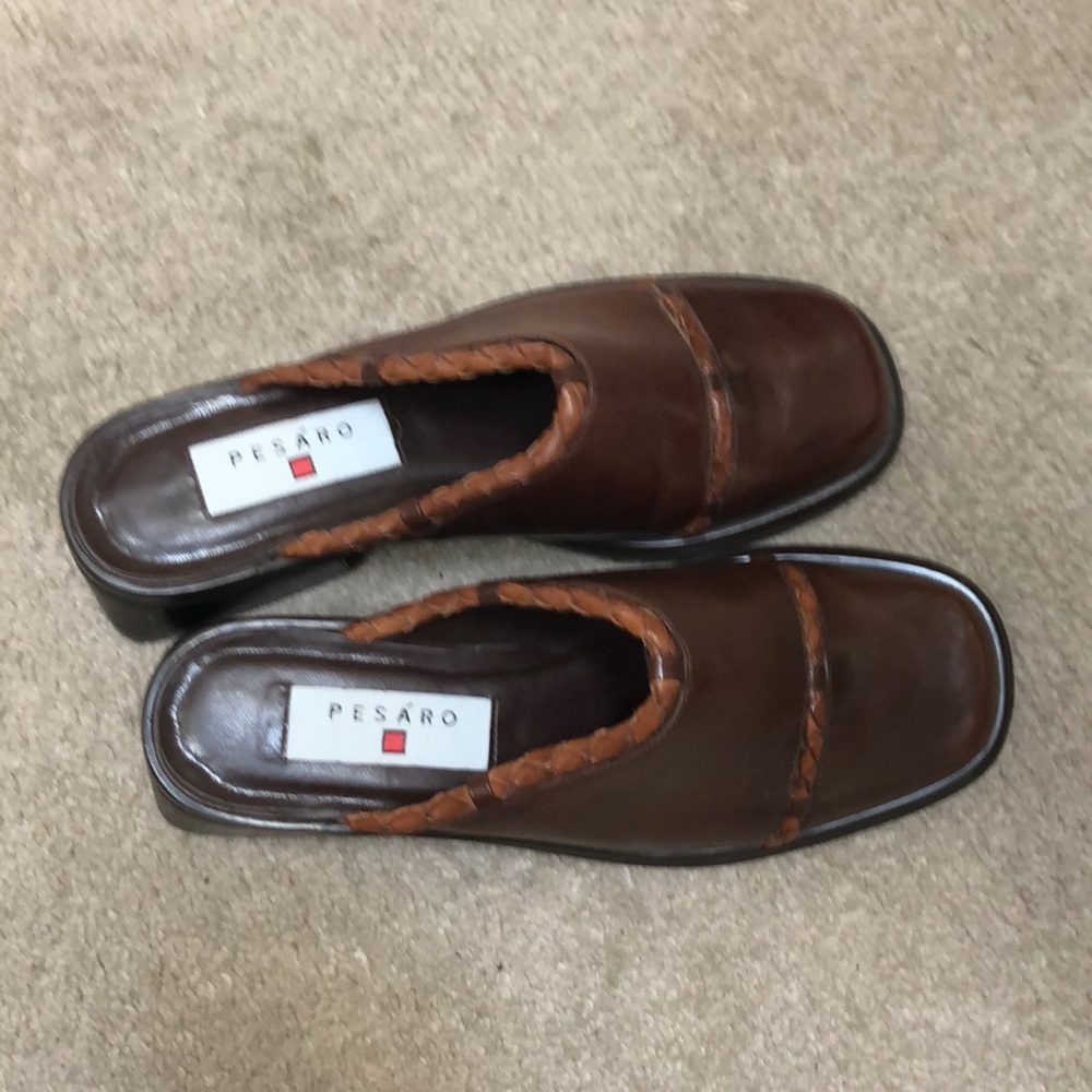 Pesaro brown mules